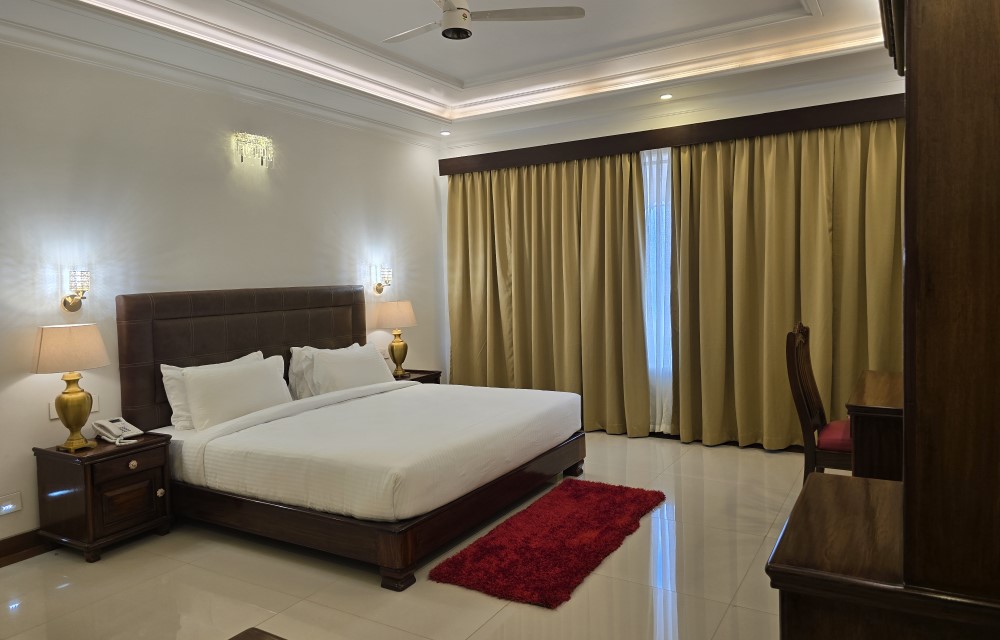 Deluxe Room with Balcony