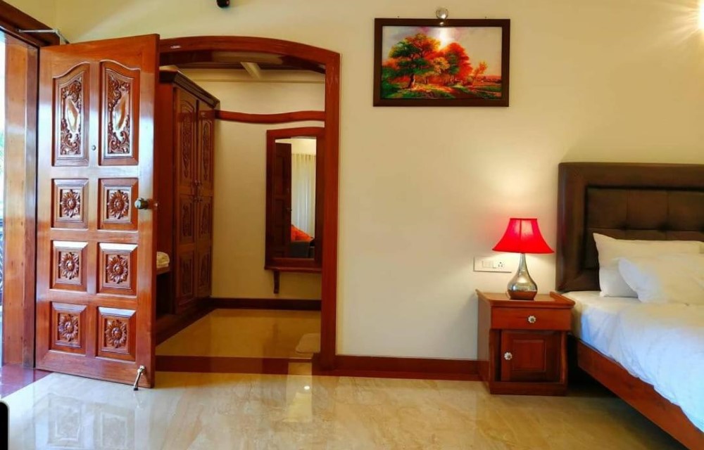 Gallery Picture